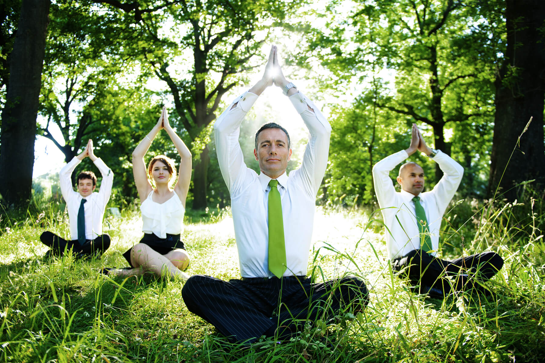 business-people-doing-yoga-outdoors | mysource-solutios 