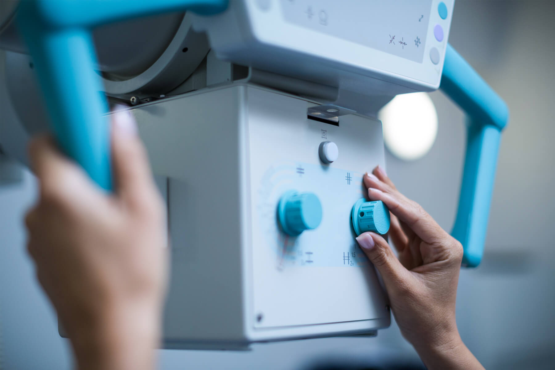 doctor-sets-up-the-machine-to-x-ray-over-patient | mysource-solutions | Durable Medical equipment